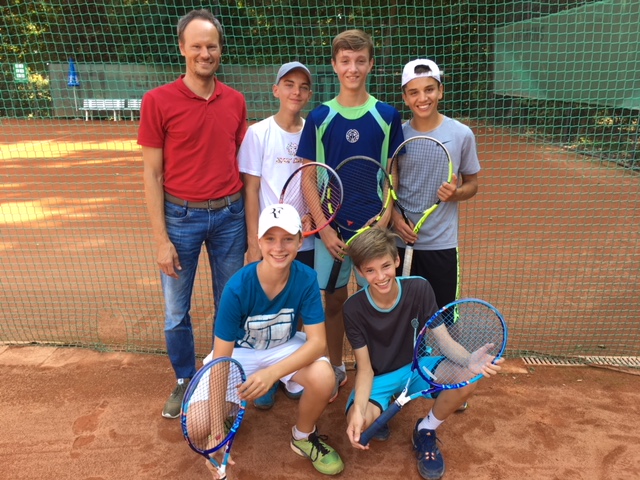 Sieg beim Kreisentscheid Tennis WK III Jungen