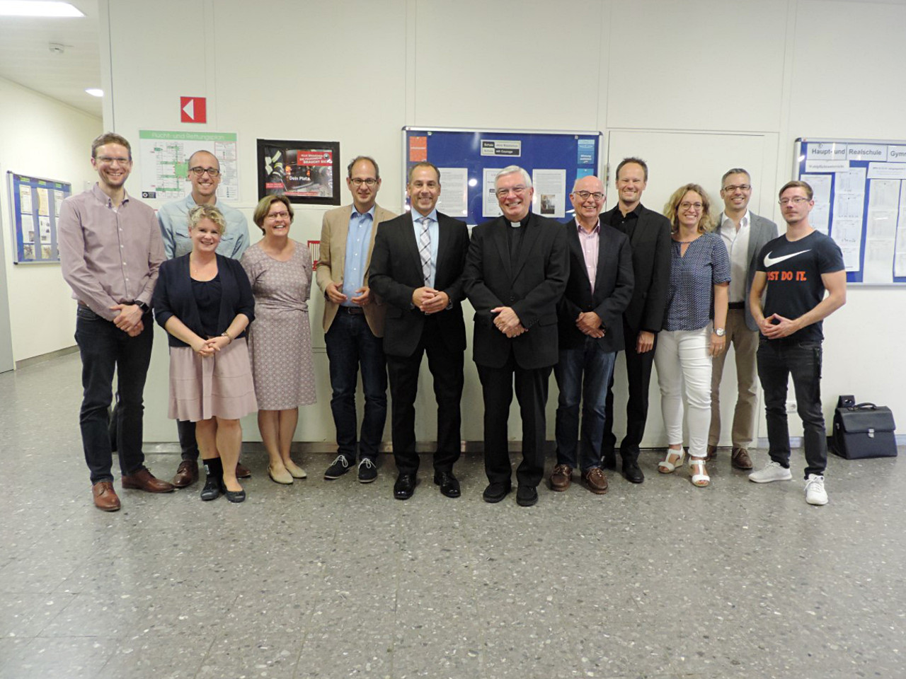 Weihbischof Löhr besucht HvK