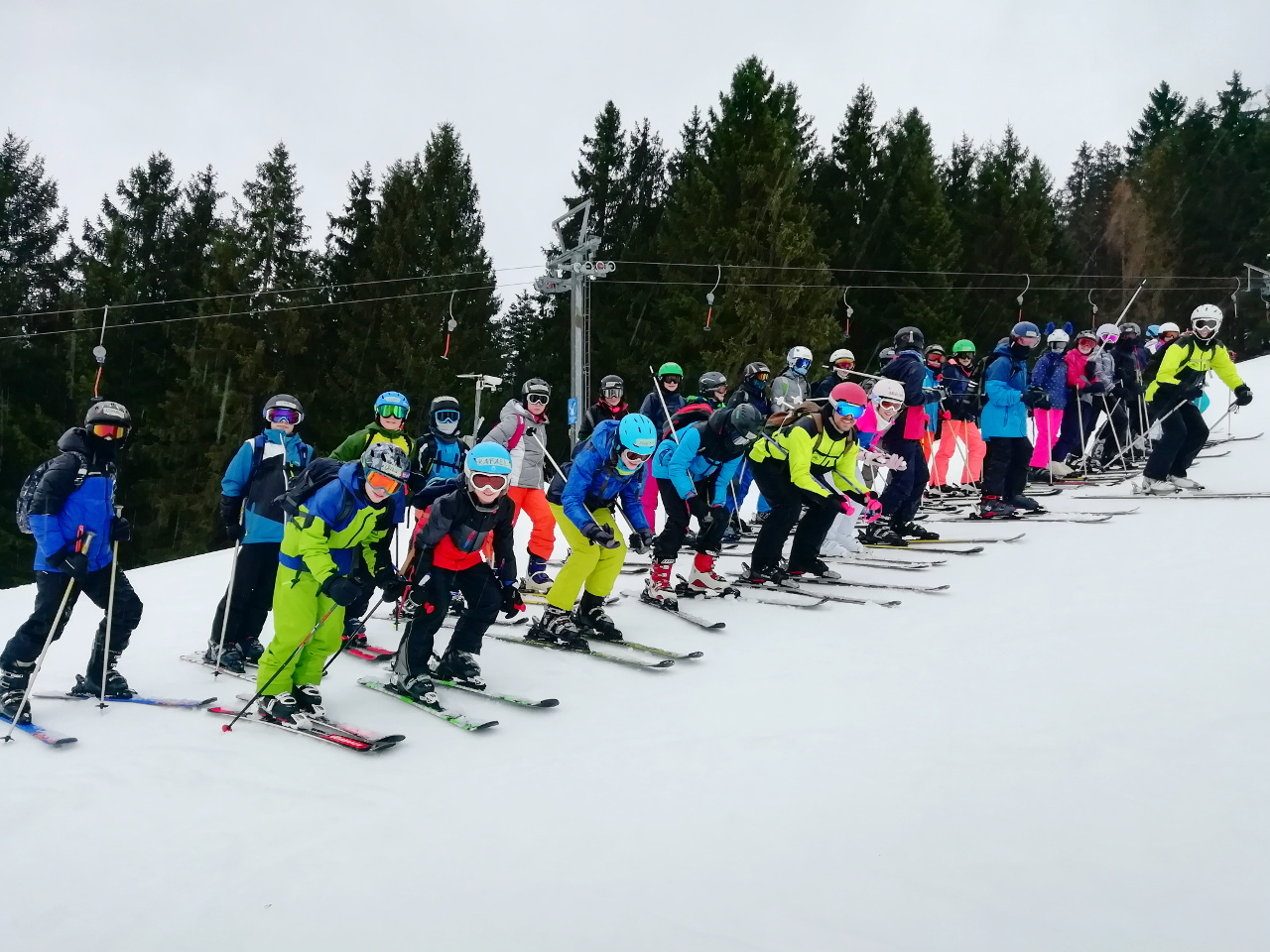 „HvK-Skischule“ stark frequentiert