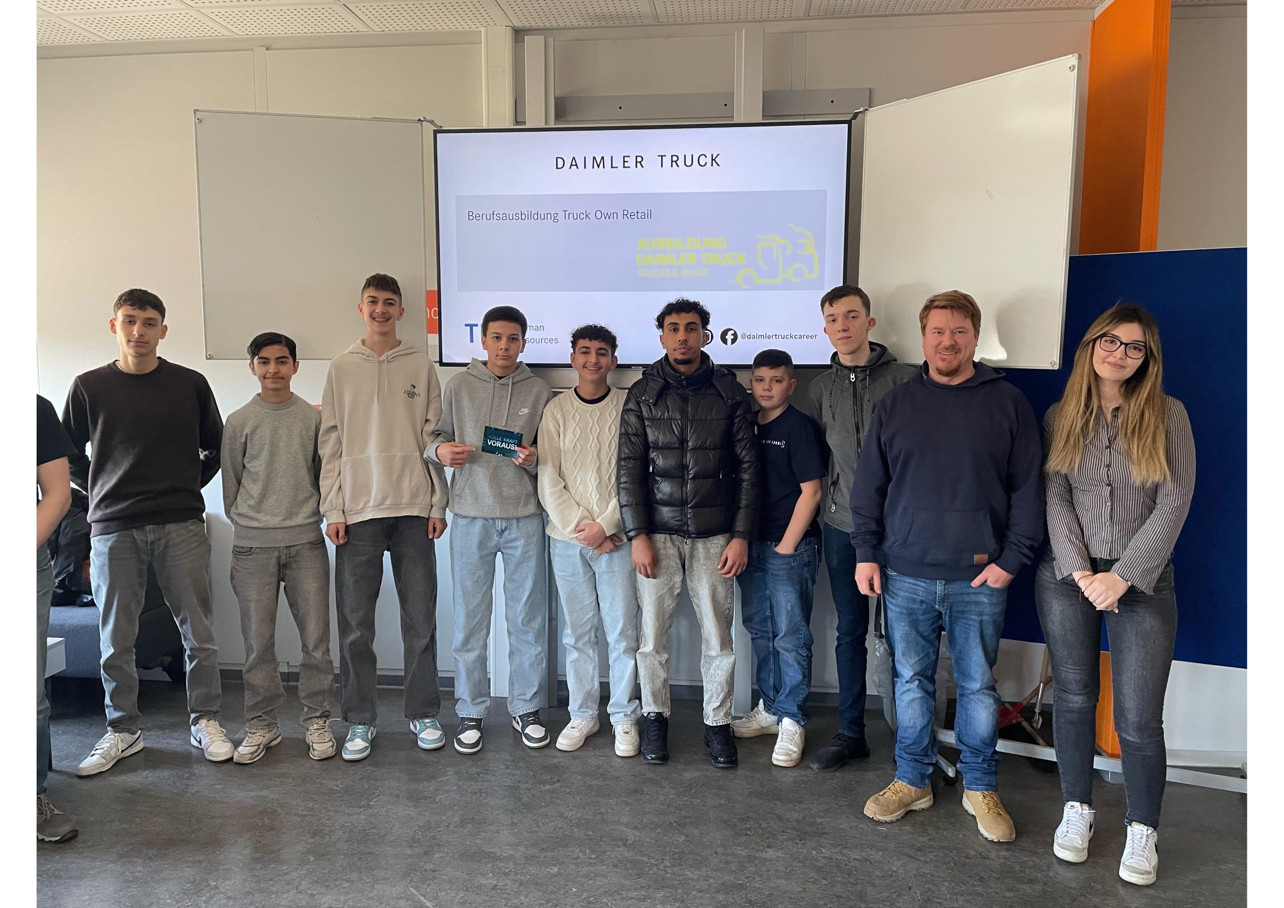 AzubiTalk am 05.03.2025 mit Daimler Truck in der Talent Company der HvK